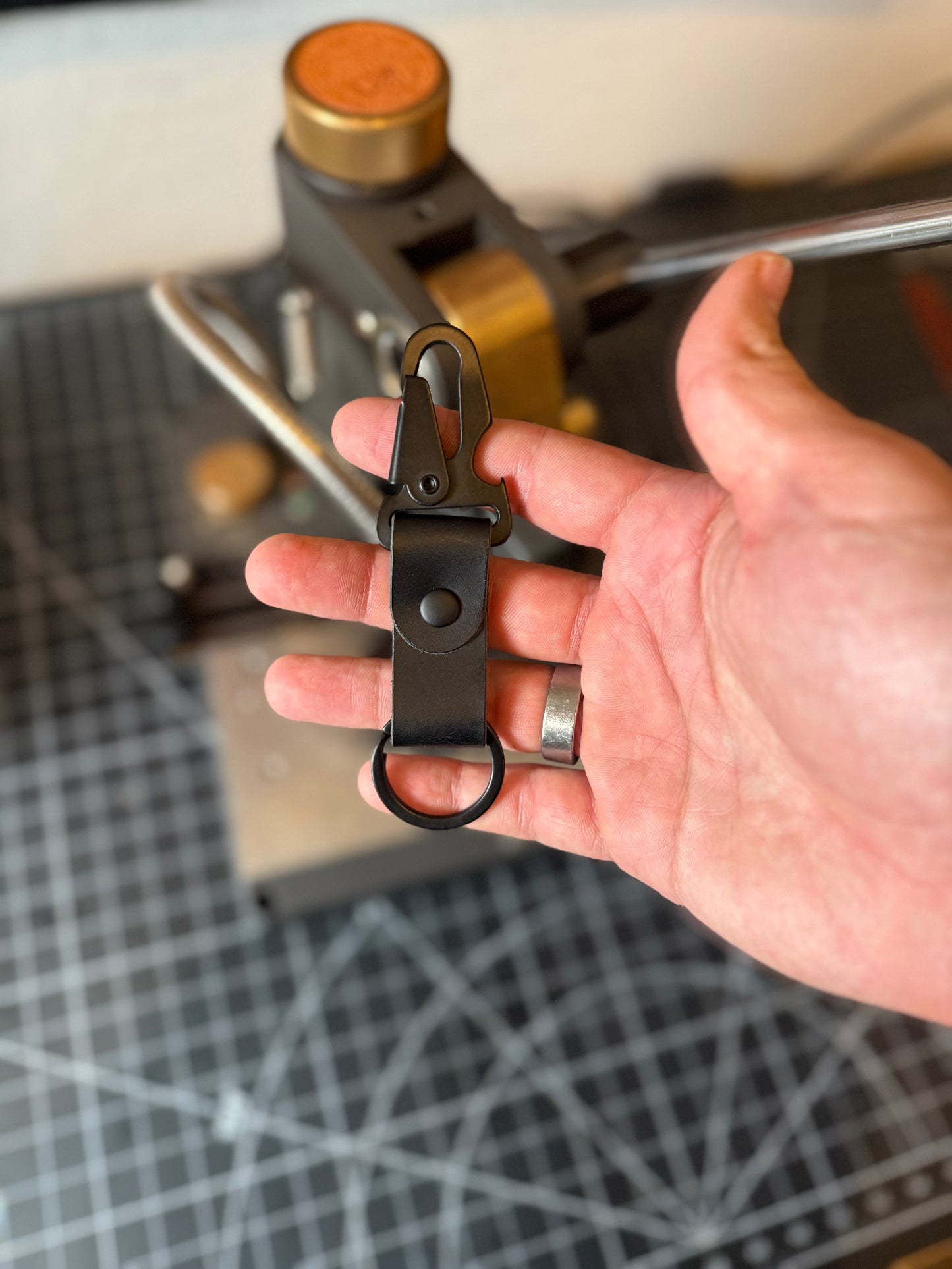 Retriever – Black Italian Leather Keychain